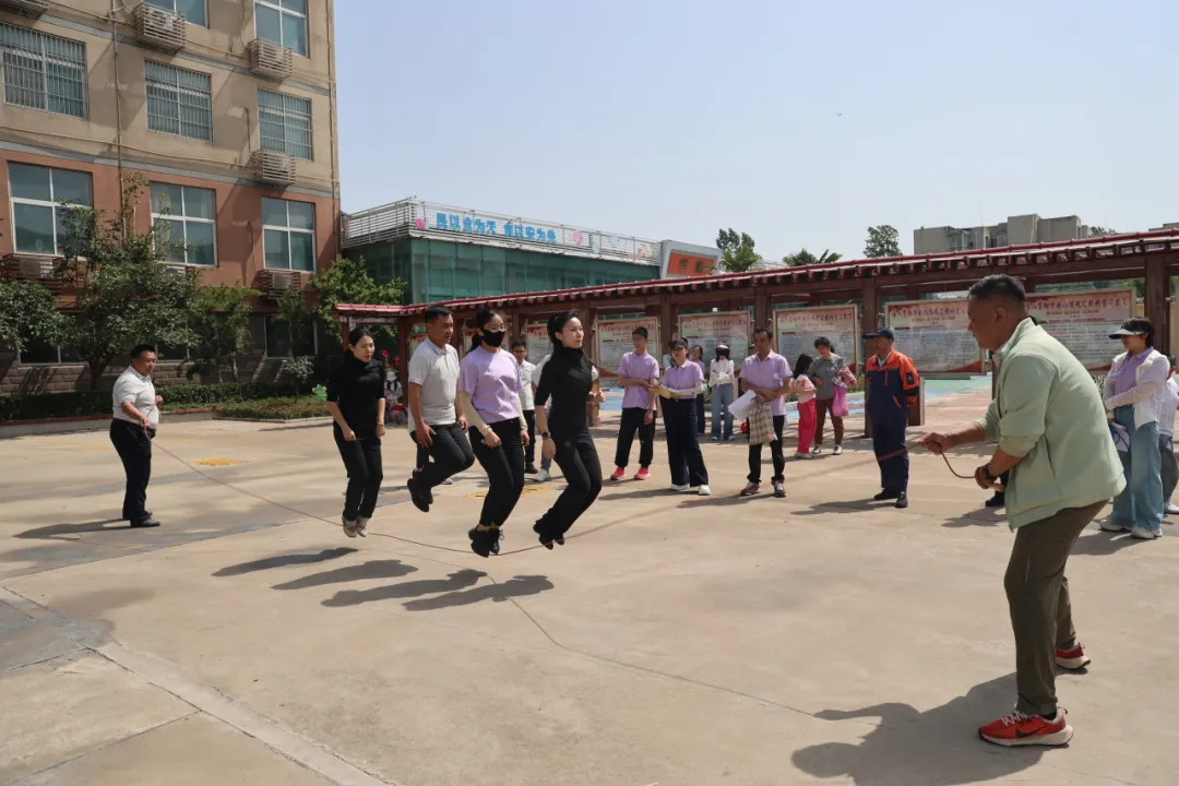 1748786182136445.jpg 640 (2).jpg